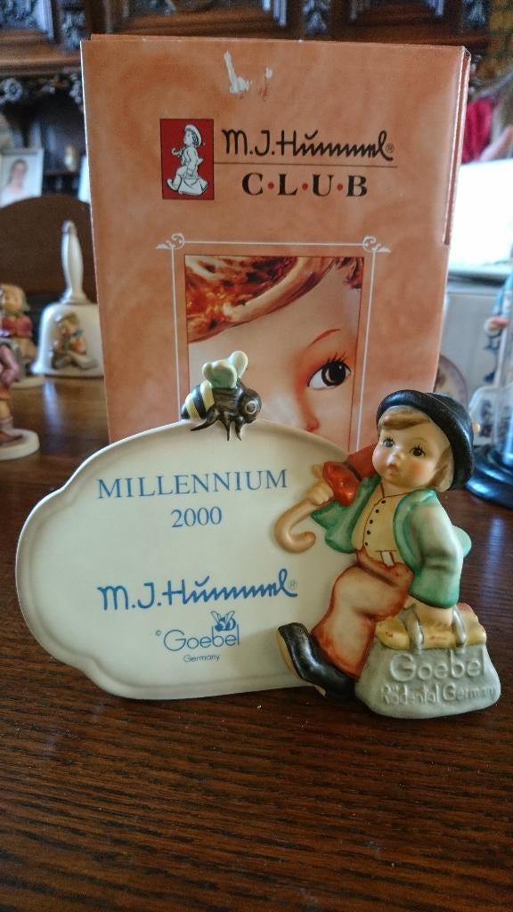 Hummel Millenium 2000 (hum 900), Ophalen of Verzenden, Zo goed als nieuw, Hummel