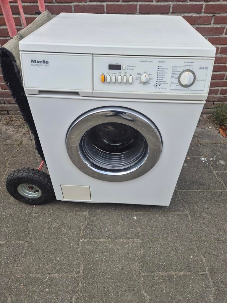 Inruiler nette miele wasmachine weg is weg 100 euro, 6 tot 8 kg, Ophalen of Verzenden, 85 tot 90 cm