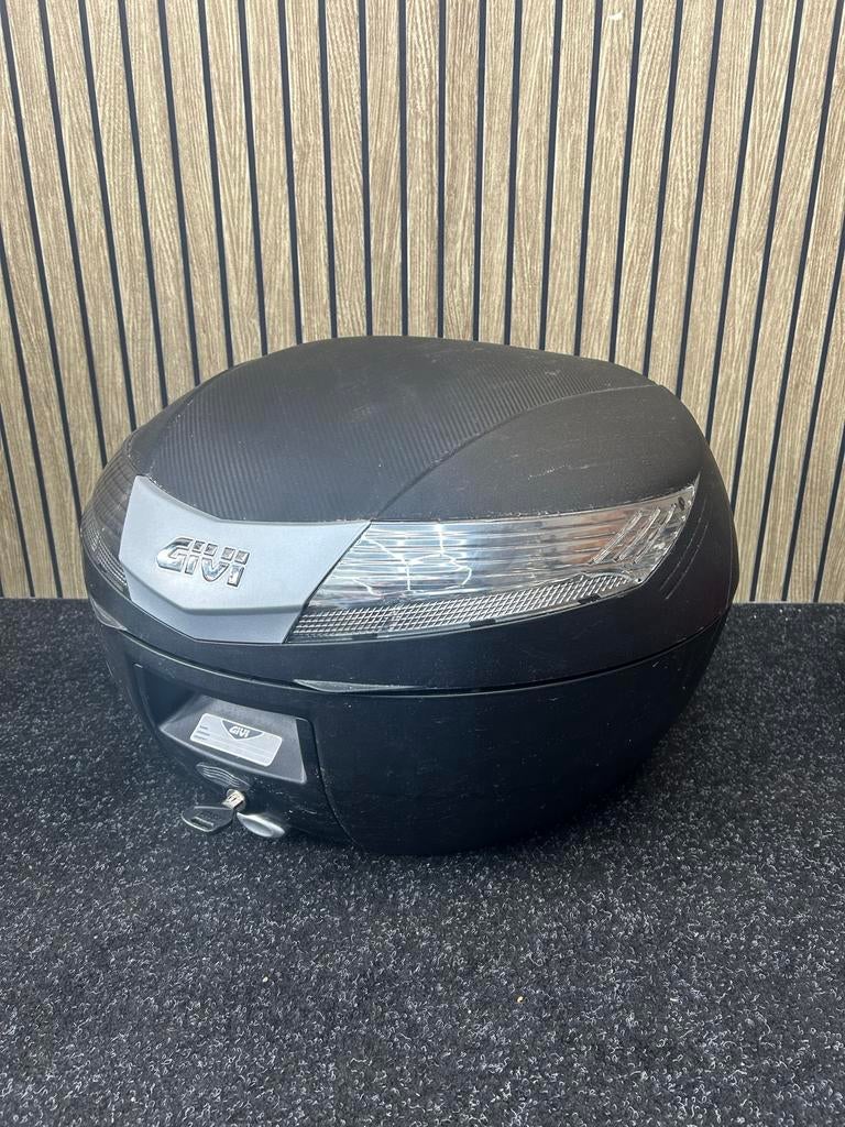 Givi Topkoffer met beugel voor CBF 600 / Hornet, Motoren, Ophalen of Verzenden, Gebruikt