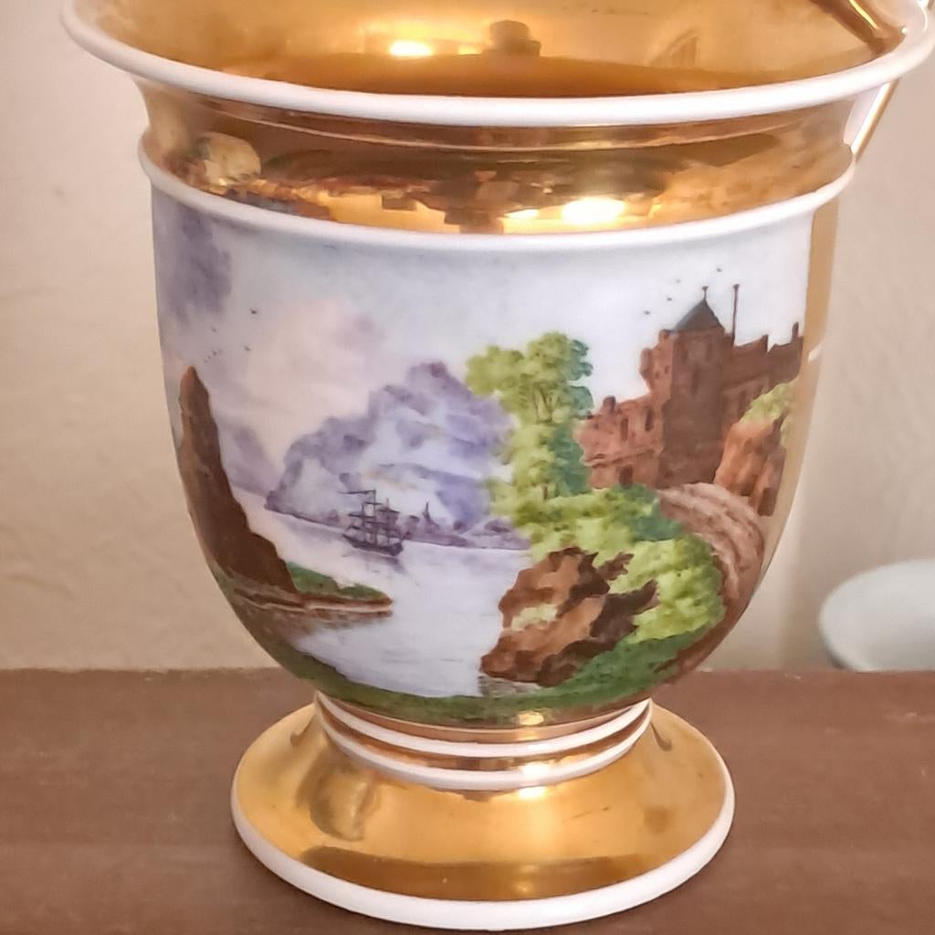 Biedermeier kopje verguld ongeveer 1850 met Duits landschap., Antiek en Kunst, Antiek | Porselein, Ophalen of Verzenden