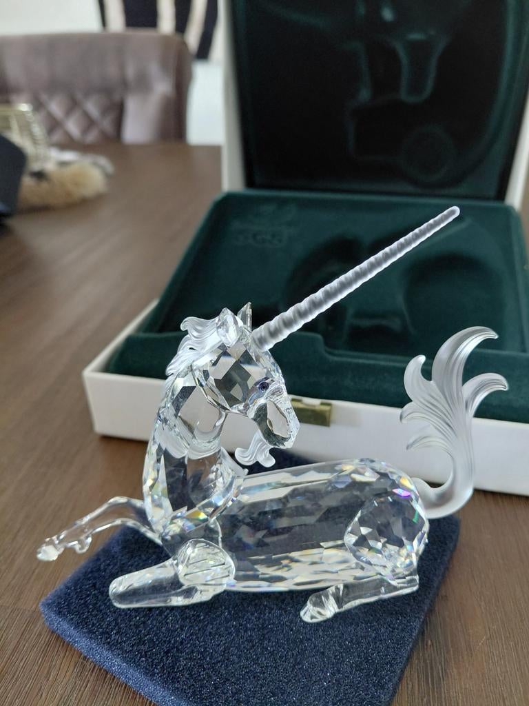 Swarovski Fabelachtige Dierenrijk Eenhoorn, Ophalen of Verzenden, Zo goed als nieuw, Figuurtje