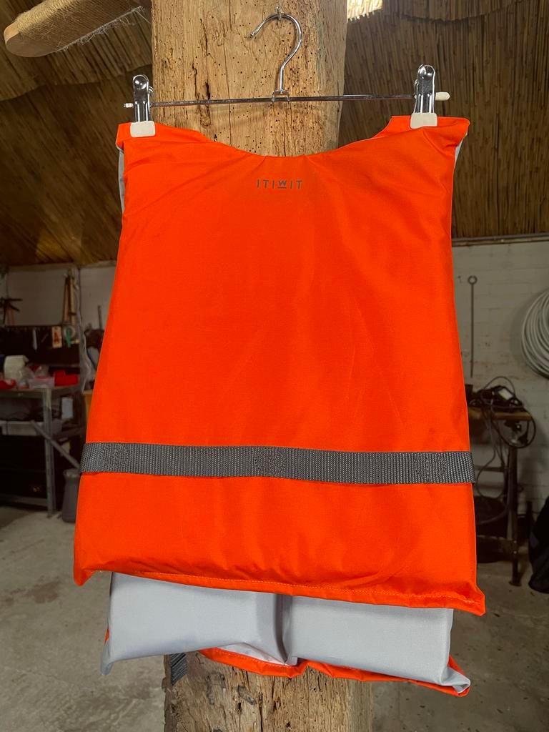 Nieuw Zwemvest/Kajakvest 60-80 kg (Itiwit), Ophalen of Verzenden, Nieuw, Dame of Heer, Reddingsvest of Zwemvest