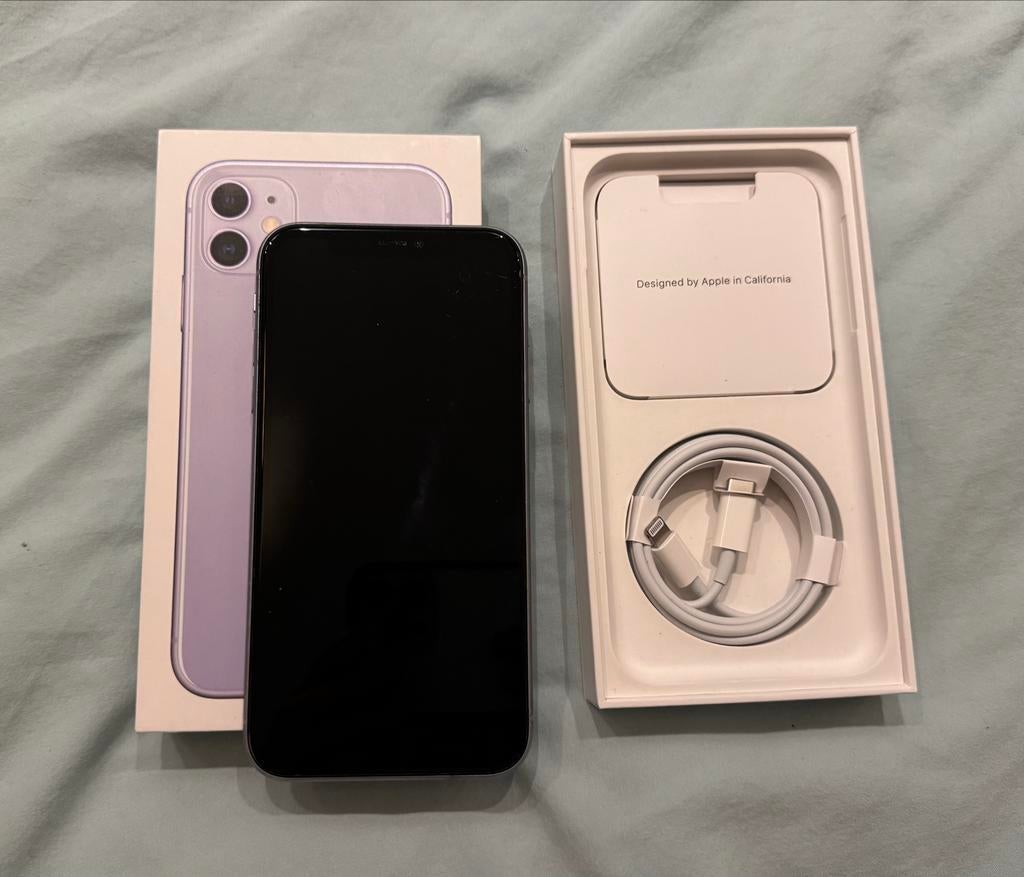 iPhone 11 paars, krasvrij, doos + oplader, Telecommunicatie, Mobiele telefoons | Apple iPhone, Gebruikt, 86 %, Paars, 64 GB