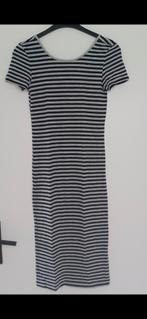 Lange grijze streep jurk ONLY - maat XS 34, Kleding | Dames, Positiekleding, Only, Ophalen of Verzenden, Maat 34 (XS) of kleiner
