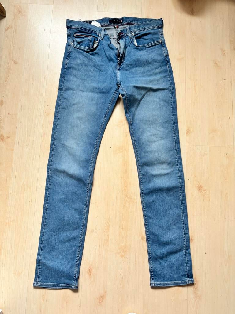 Tommy Hilfiger Jeans W32/34, Ophalen of Verzenden, Zo goed als nieuw, Blauw, W32 (confectie 46) of kleiner