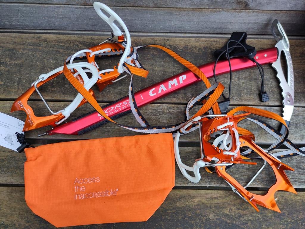 Lichtgewicht klimset: Petzl stijgijzers & Camp pickel, Ophalen of Verzenden, Nieuw, Overige typen
