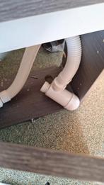 Donkerbruin toiletkastje.    Linksdraaiend  40 breed 19 diep, Ophalen of Verzenden