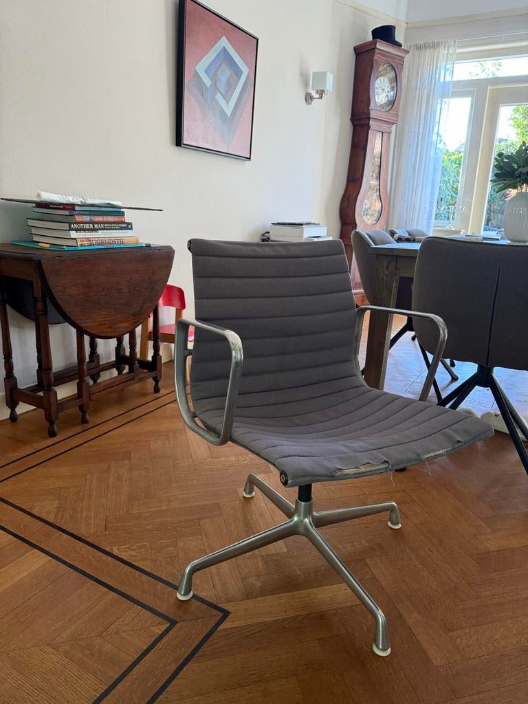 Eames EA108 Bureaustoel Herman Miller - Grijs, Ophalen, Gebruikt, Grijs, Bureaustoel