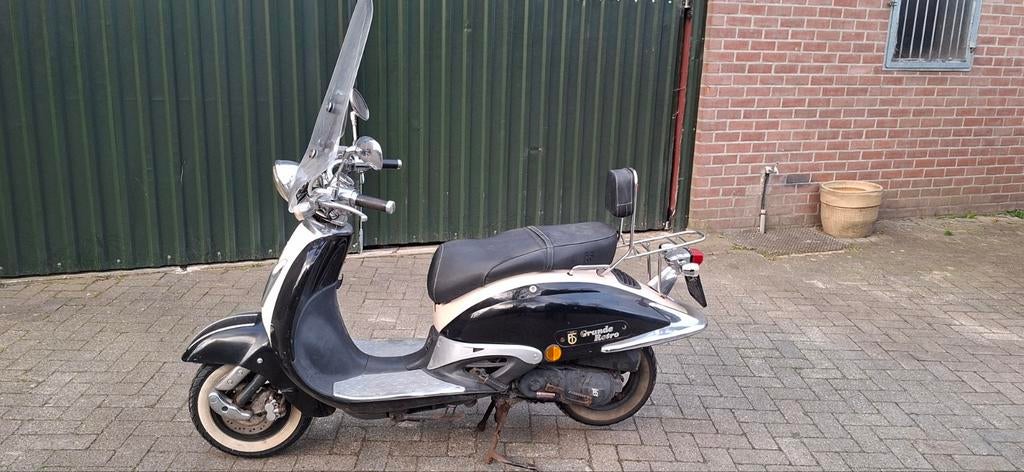 Grande Retro scooter, Ophalen of Verzenden, Gebruikt, Overige typen, Overige merken