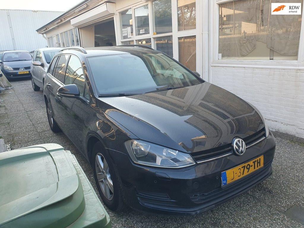 Volkswagen Golf Variant 1.6 TDI Highline Euro 6 diesel, Auto's, Voorwielaandrijving, 4 cilinders, Alcantara, Zwart