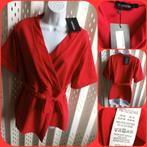 PrettyLittleThing Rode Overgooi Blouse Korte Mouwen M New!, Maat 38/40 (M), Nieuw, Ophalen of Verzenden, Korte mouw