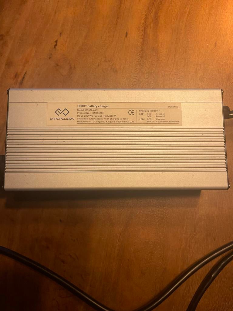 Epropulsion Snellader voor supersnel opladen accu, Watersport en Boten, Ophalen of Verzenden, Zo goed als nieuw, Motor en Techniek