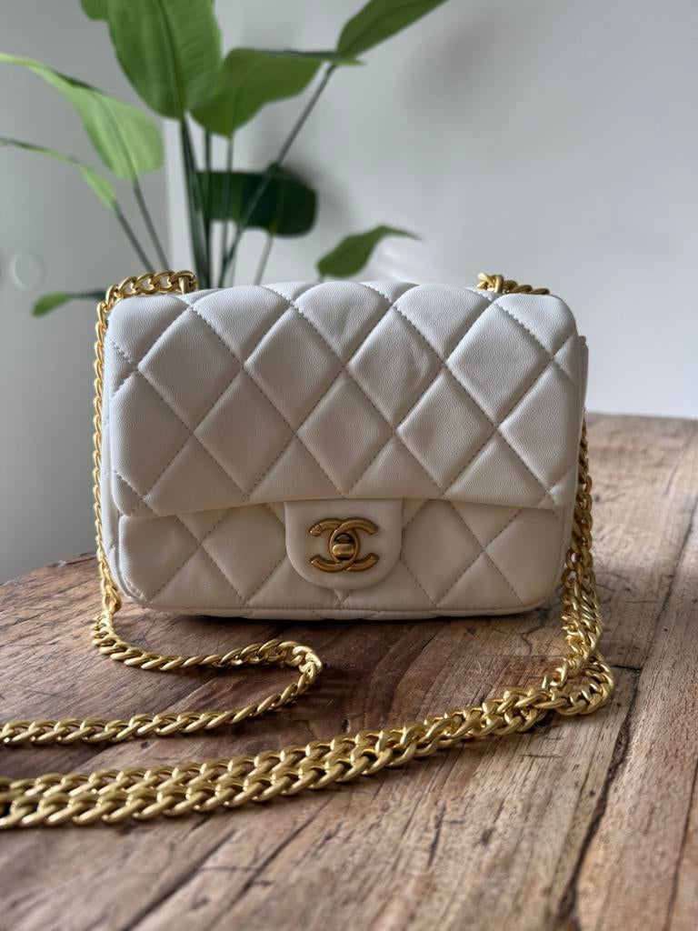 Beige witte designer tas, Ophalen of Verzenden, Zo goed als nieuw, Beige, Schoudertasje