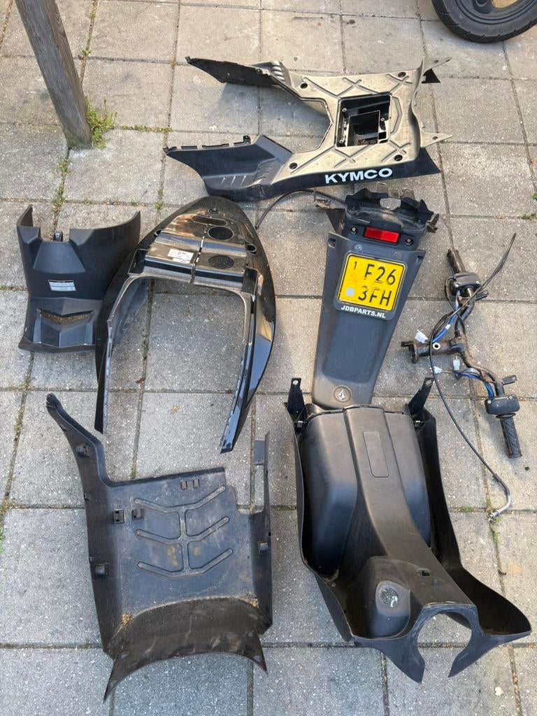 Kymco onderdelen, Fietsen en Brommers, Brommeronderdelen | Scooters, Ophalen, Zo goed als nieuw, Blok, Kymco
