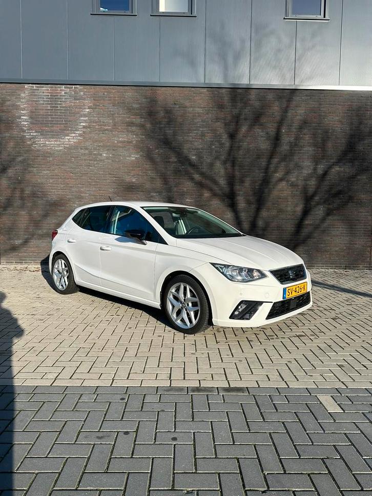 Seat Ibiza 1.0 2018 Wit Stoel Verwarming ACC, Auto's, Seat, Particulier, Ibiza, Benzine, C, Hatchback, Handgeschakeld, Origineel Nederlands