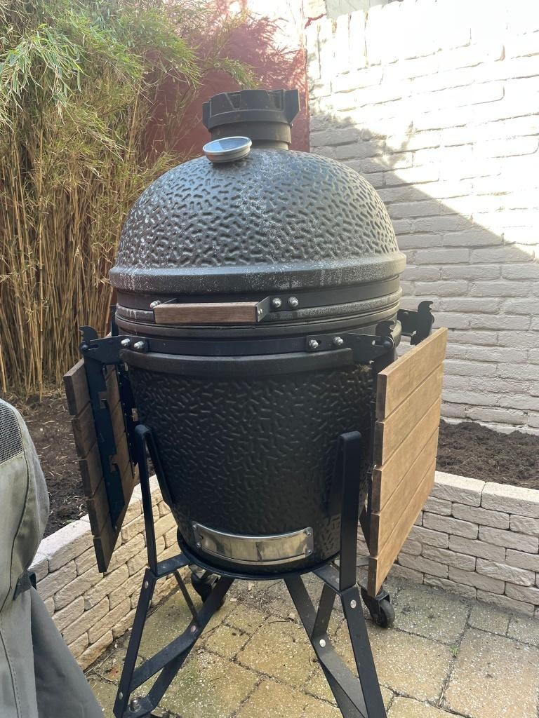 Bastard Large (grilldiameter 49cm), Ophalen, Zo goed als nieuw, The Bastard