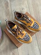 Ps Poelman sneakers maat 42 met luipaardprint, Kleding | Dames, Schoenen, Ophalen of Verzenden, Gedragen, Geel, Sneakers of Gympen