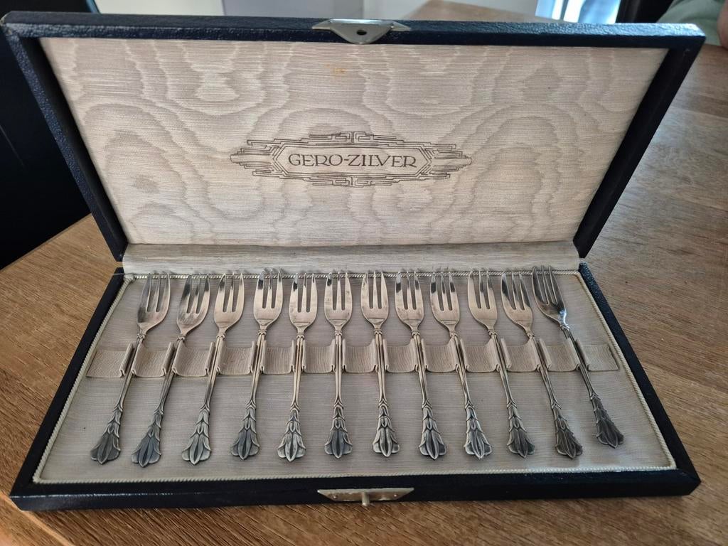 12 Gero-zilver vorkjes in koffertje, 90 zilvergehalte, Ophalen of Verzenden
