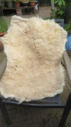 Ouessant schaap hand gevilte vacht, 85x60cm, roomwit, wol, Verzenden, Nieuw