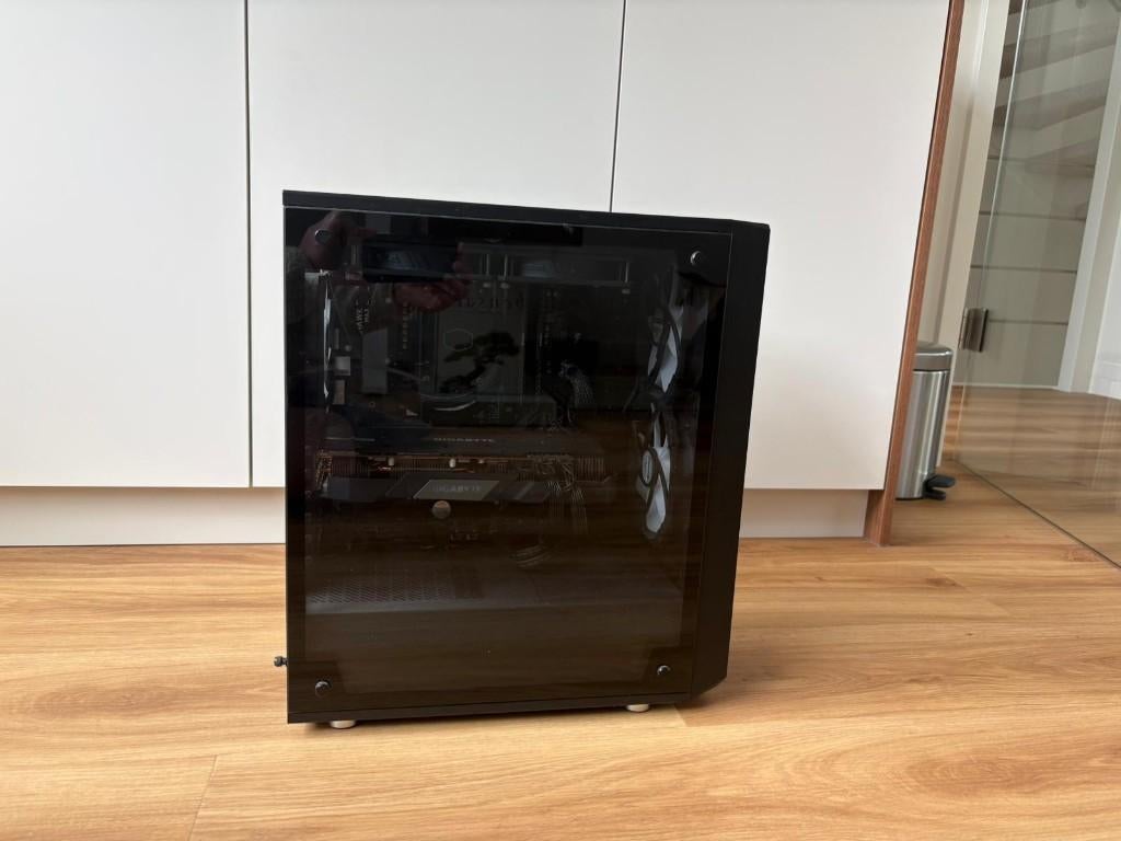 Gaming desktop AMD Ryzen 5 Gigabyte Radeon RX 5700 16GBRAM, Ophalen, Gebruikt, Zelf gebouwde pc, AMD Ryzen 5