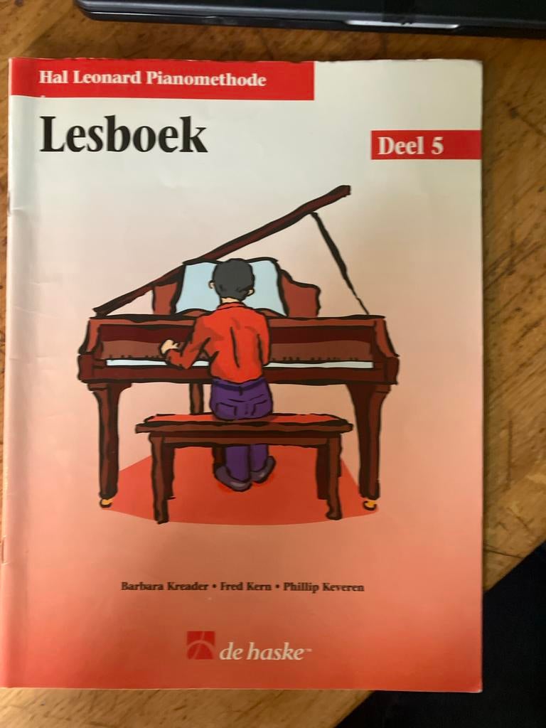 Hal Leonard Pianomethode Lesboek Deel 5, Muziek en Instrumenten, Gebruikt, Overige genres, Les of Cursus, Ophalen of Verzenden