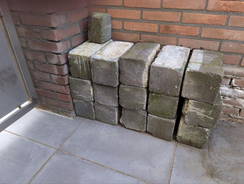 15 stenen 30x15x15, Ophalen, Gebruikt, Beton, Klinkers