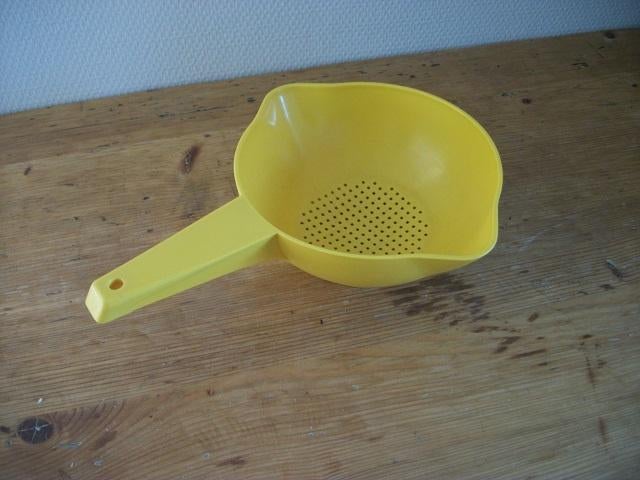 Tupperware Vergiet ( geel ), Ophalen of Verzenden, Gebruikt, Geel, Overige typen