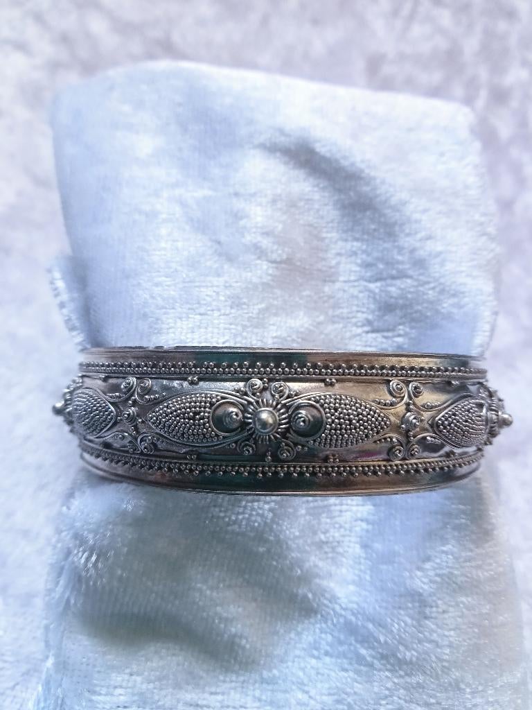 Mooie Handgemaakte Zilveren Armband met veiligheidskettinkje, Verzenden, Zilver, Armband