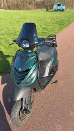 Piaggio Zip 80cc met begrenzer - 2017 bromscooter, Ophalen, Maximaal 45 km/u, Zip, Zo goed als nieuw