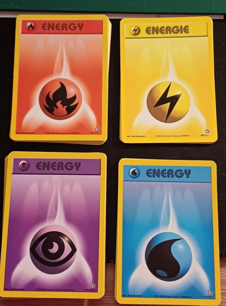 Pokémon Neo Genesis Energie NL en ENG, Ophalen of Verzenden