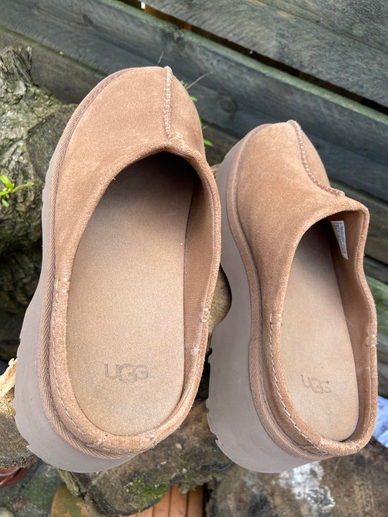 Ugg New Heights Clog bruin, Slippers, Bruin, Ophalen of Verzenden, Zo goed als nieuw