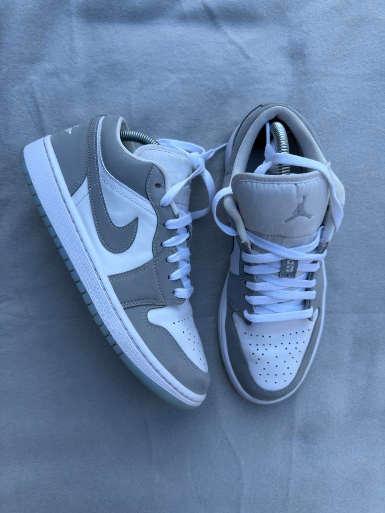 Nike Air Jordan 1 Low Wolf Grey - Maat 42, --, Overige kleuren, Ophalen of Verzenden, --