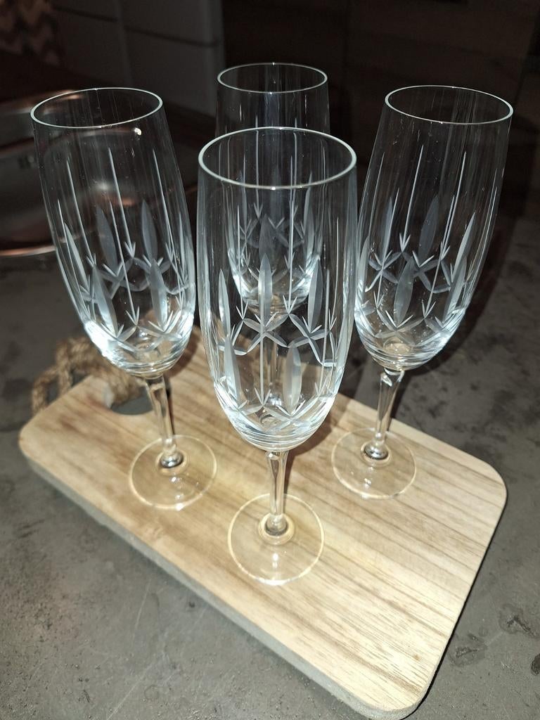 Set van 4 kristallen champagneglazen, Antiek en Kunst, Antiek | Glas en Kristal, Ophalen of Verzenden