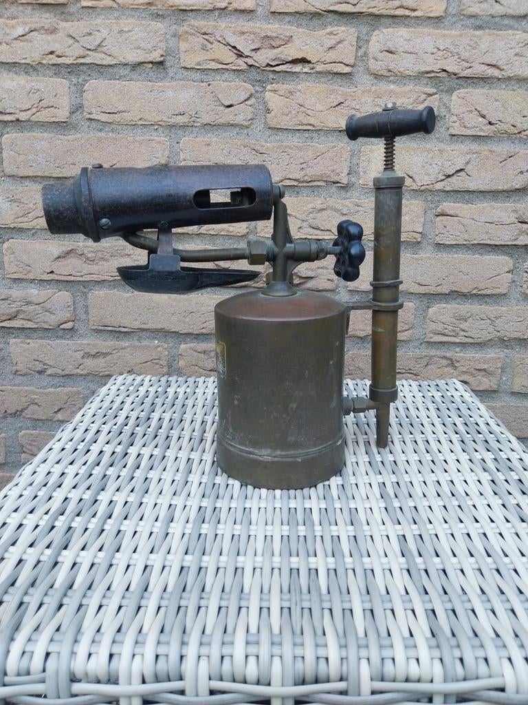 Antieke petroleum verfbrander merk Bliss, Ophalen of Verzenden