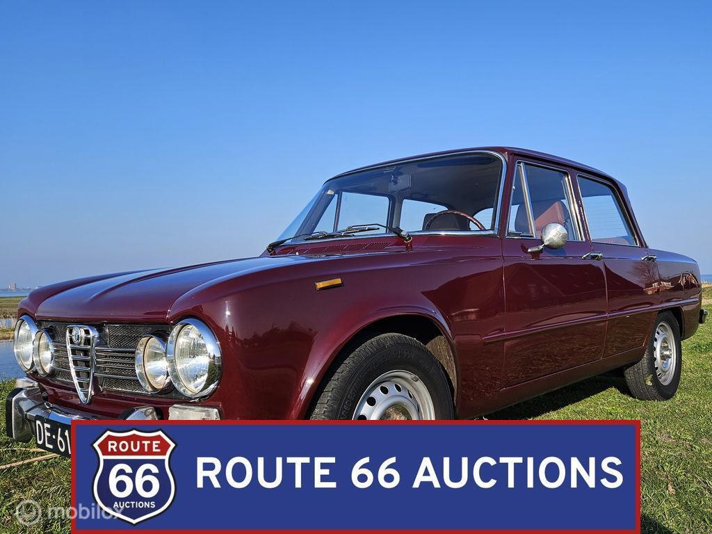 Alfa Romeo Giulia 1600 | 1970 | Route 66 Auctions, Auto's, Oldtimers, Overige carrosserieën, Zwart, Bedrijf, Handgeschakeld