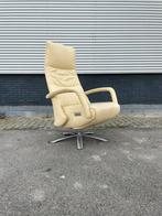 Beige / witte de toekomst twice relax fauteuil / relax stoel, Huis en Inrichting, Ophalen, Minder dan 75 cm, Leer, Zo goed als nieuw