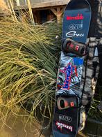 Zgn. Gnu Snowboard 150 met bindingen, schoenen en hoes, Sport en Fitness, Snowboarden, Ophalen, Zo goed als nieuw, Schoenen