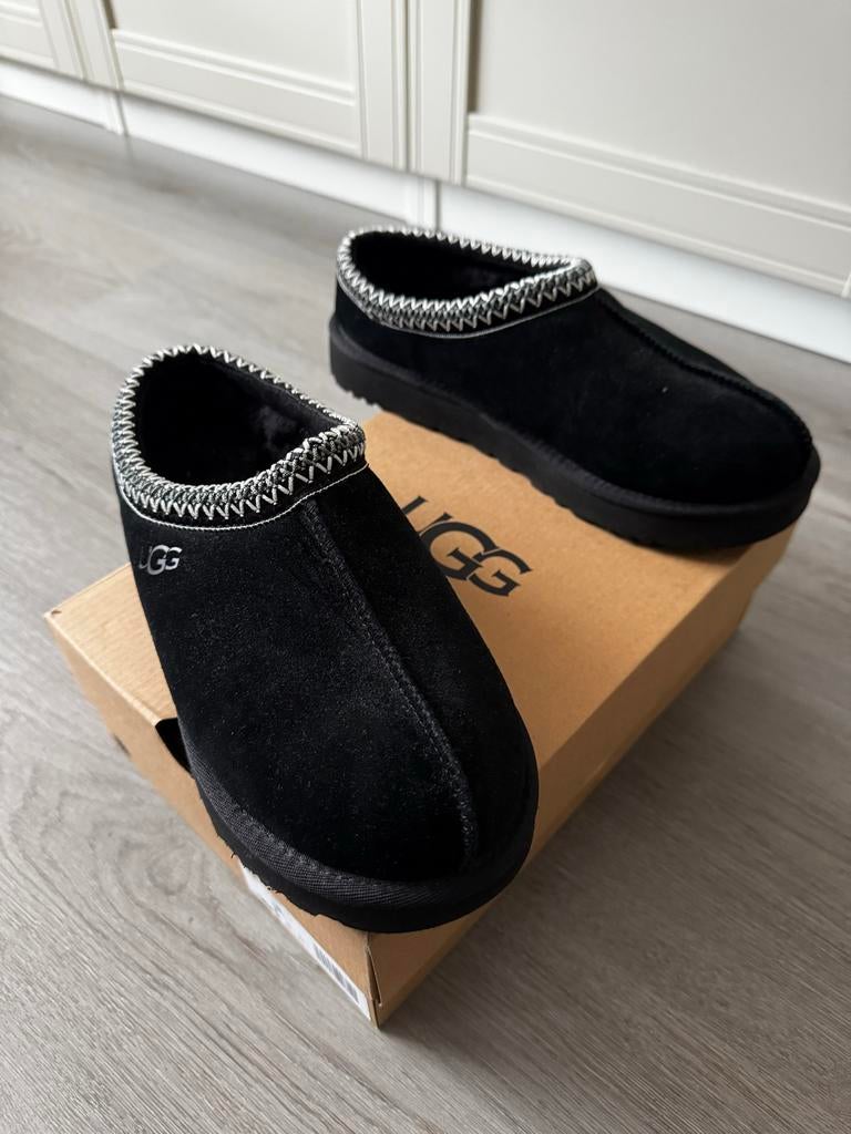 Zwarte Ugg Tasman pantoffels - Maat 40, Ophalen of Verzenden, Nieuw, Zwart