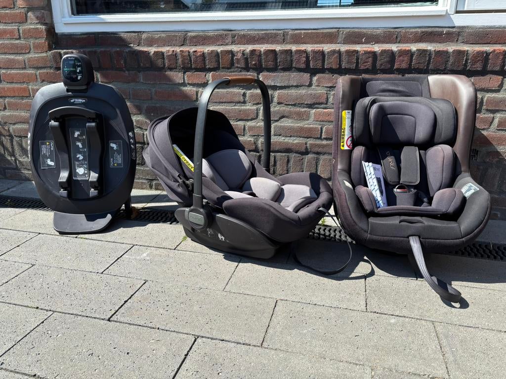 Nuna next autostoelen set, Verstelbare rugleuning, Gebruikt, Isofix, 0 t/m 13 kg