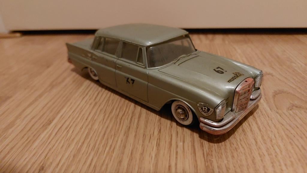 Gama mercedes 220, Antiek en Kunst, Ophalen of Verzenden