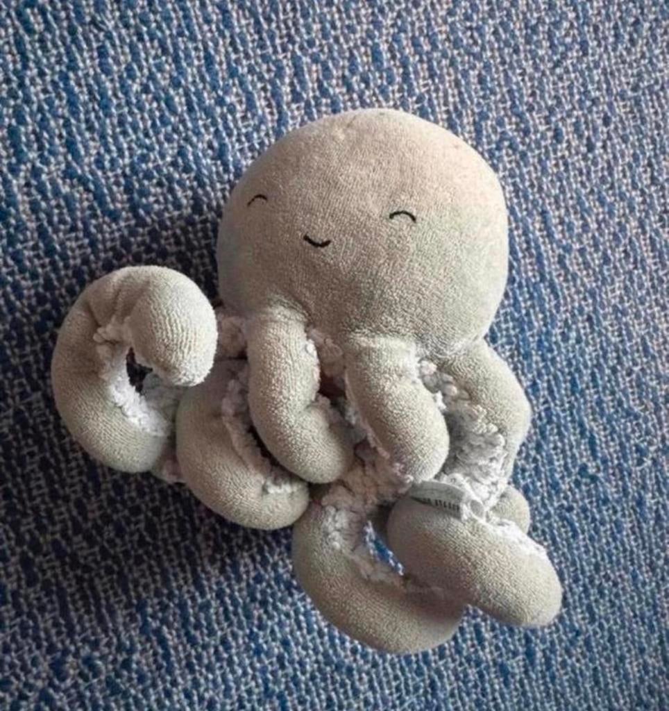 Schattige grijze octopus knuffel - Zo goed als nieuw, Kinderen en Baby's, Speelgoed | Knuffels en Pluche, Ophalen of Verzenden