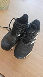Adidas Hockeyschoenen maat 33 - Zwart, Ophalen of Verzenden, Gebruikt, Schoenen