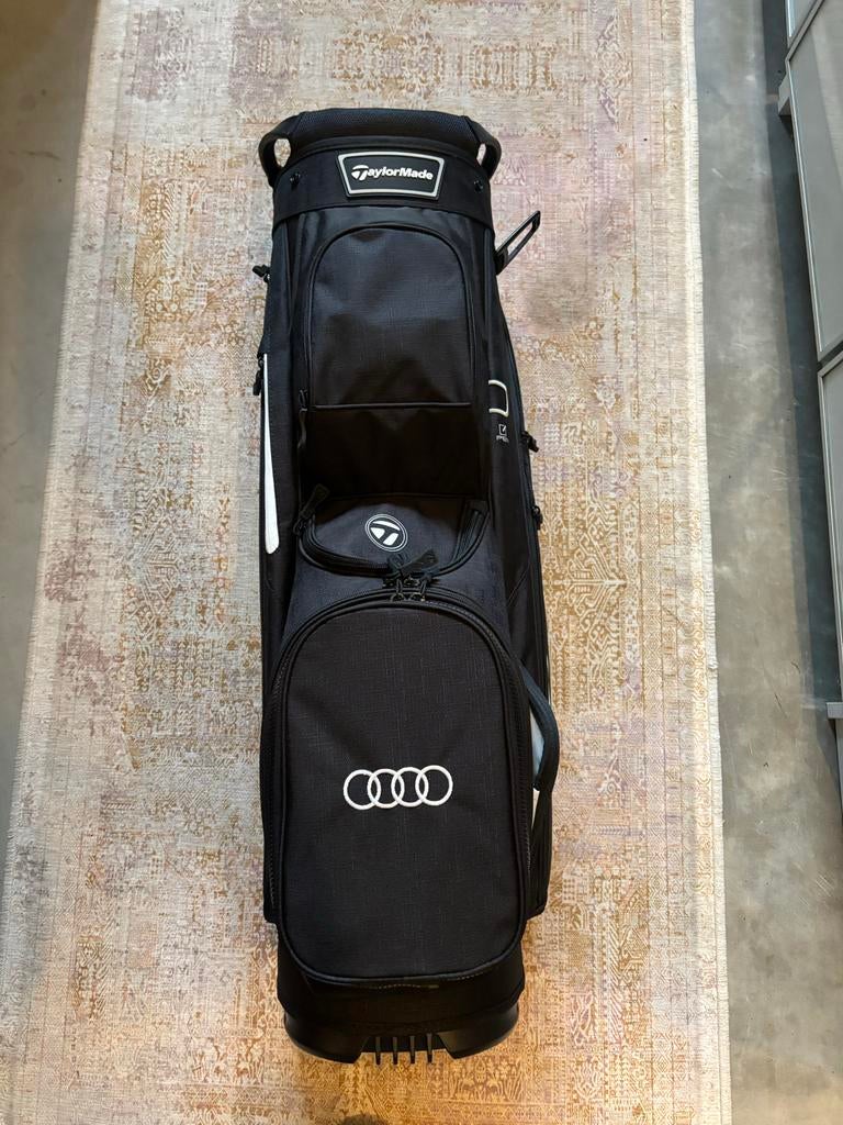 Nieuwe Audi Taylormade Golftas - Zwart inclusief 9 holes, Sport en Fitness, Golf, Ophalen of Verzenden, Nieuw, Tas, Overige merken