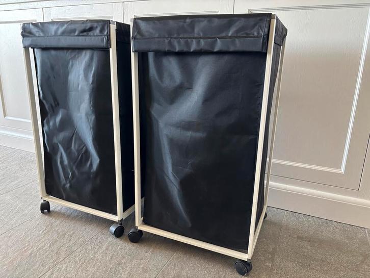 2x Verrijdbare Waszakken / Wasmanden Ikea, Huis en Inrichting, Woonaccessoires | Overige, Gebruikt, Ophalen