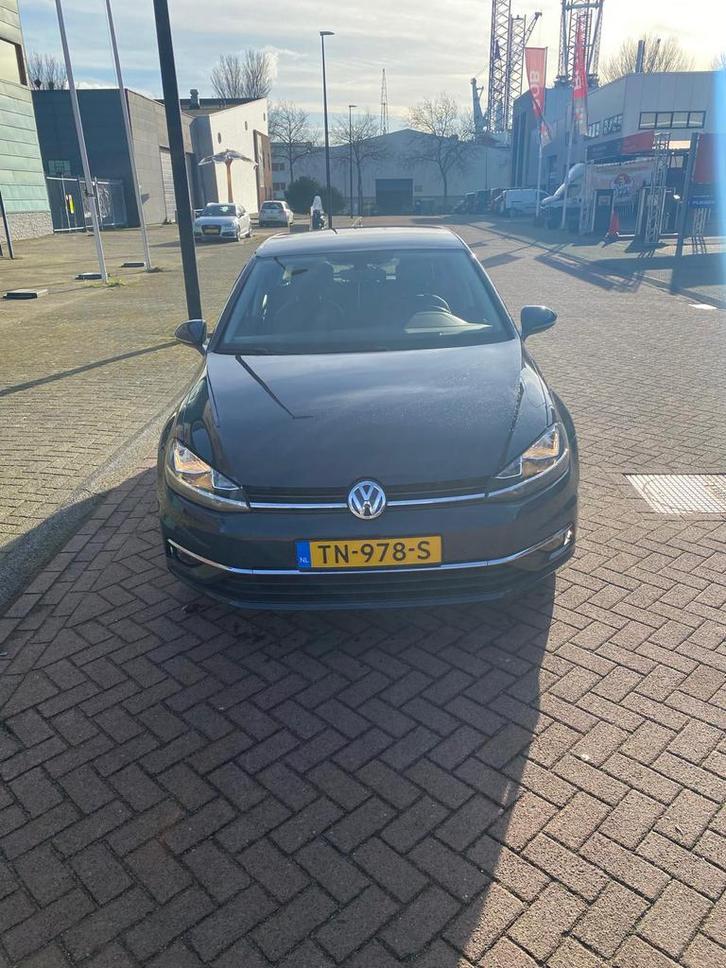 Volkswagen Golf 1.5 TSI 150pk 7-DSG 2018 Grijs, Auto's, Volkswagen, Particulier, Golf, Benzine, Euro 5, Hatchback, Automaat, Origineel Nederlands