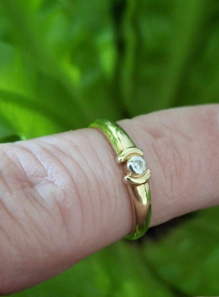 14 karaat gouden dames ring van geelgoud met 0,02 diamant💎, Gebruikt, ., Ophalen of Verzenden, Kleiner dan 17