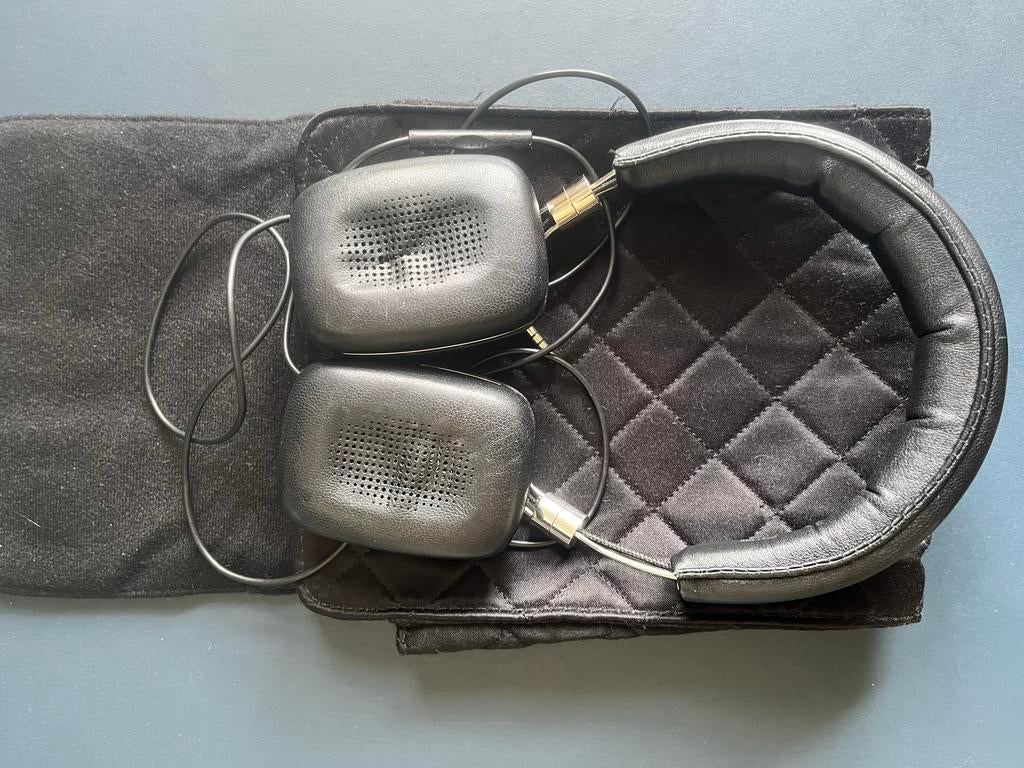 Bowers & Wilkins P5 Koptelefoon met etui, Audio, Tv en Foto, Koptelefoons, Ophalen of Verzenden, Gebruikt, Op oor (supra aural)