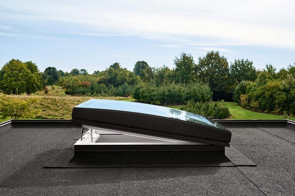 VELUX 90 x 60 cm Elektrisch dakraam, lichtkoepel platdak, Kunststof, Zwart, Overige typen, Nieuw