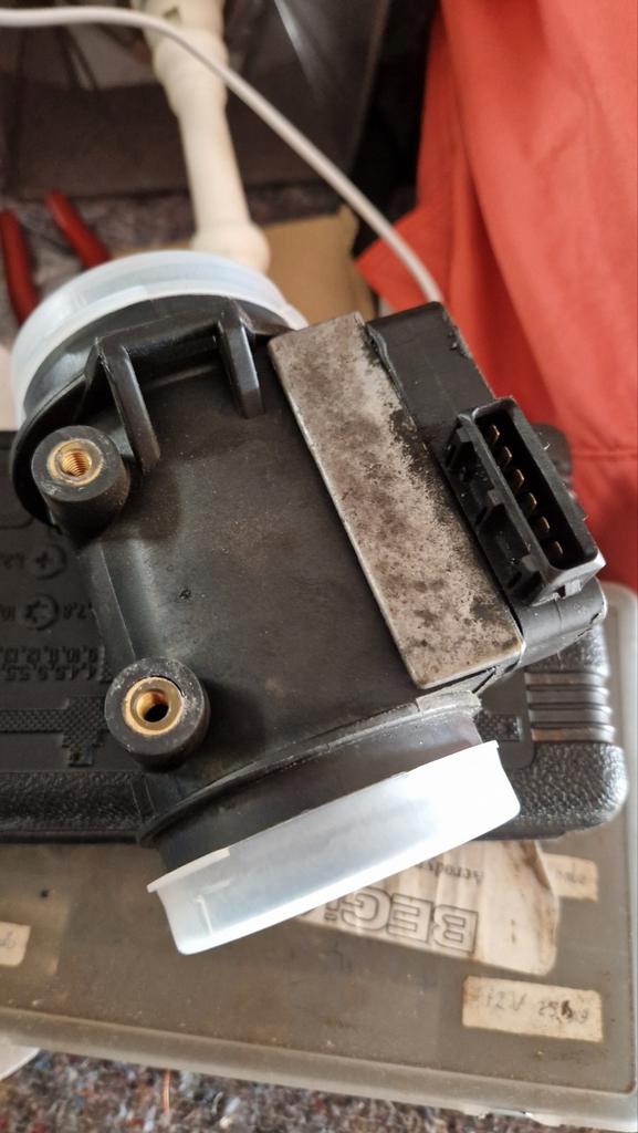 Luchtmassameter Volvo 240 740 760 940 960, Auto-onderdelen, Motor en Toebehoren, Volvo, Gebruikt, Ophalen of Verzenden