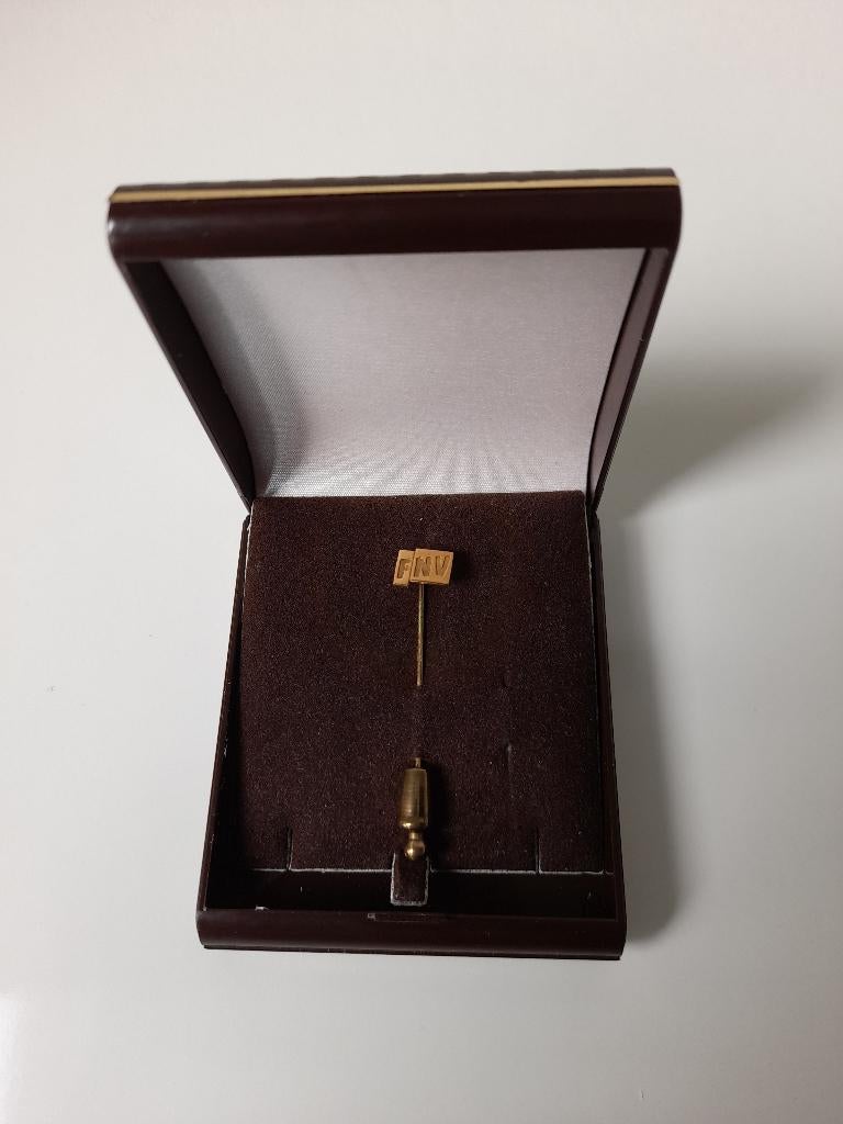 Gouden FNV speld, Ophalen of Verzenden, Nieuw, Speldje of Pin